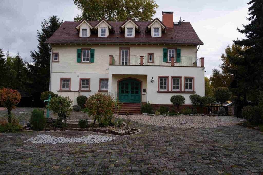 Gaststätte Forsthaus Jägersburg in Einhausen. Außen Ansicht